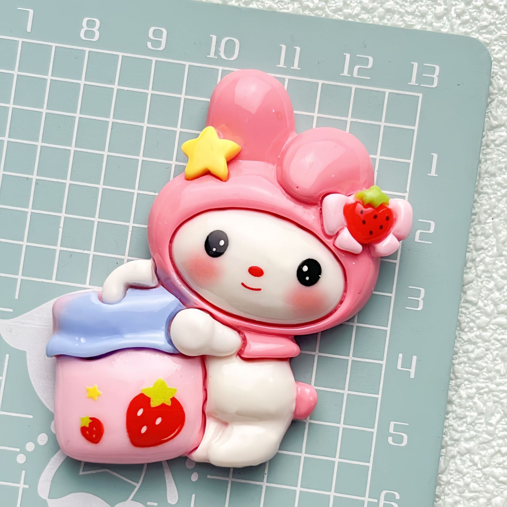 DIY Play Sanrio Charms Accessories – Customizable Phone Case, Hairpin, Fridge Magnet & Keychain Set