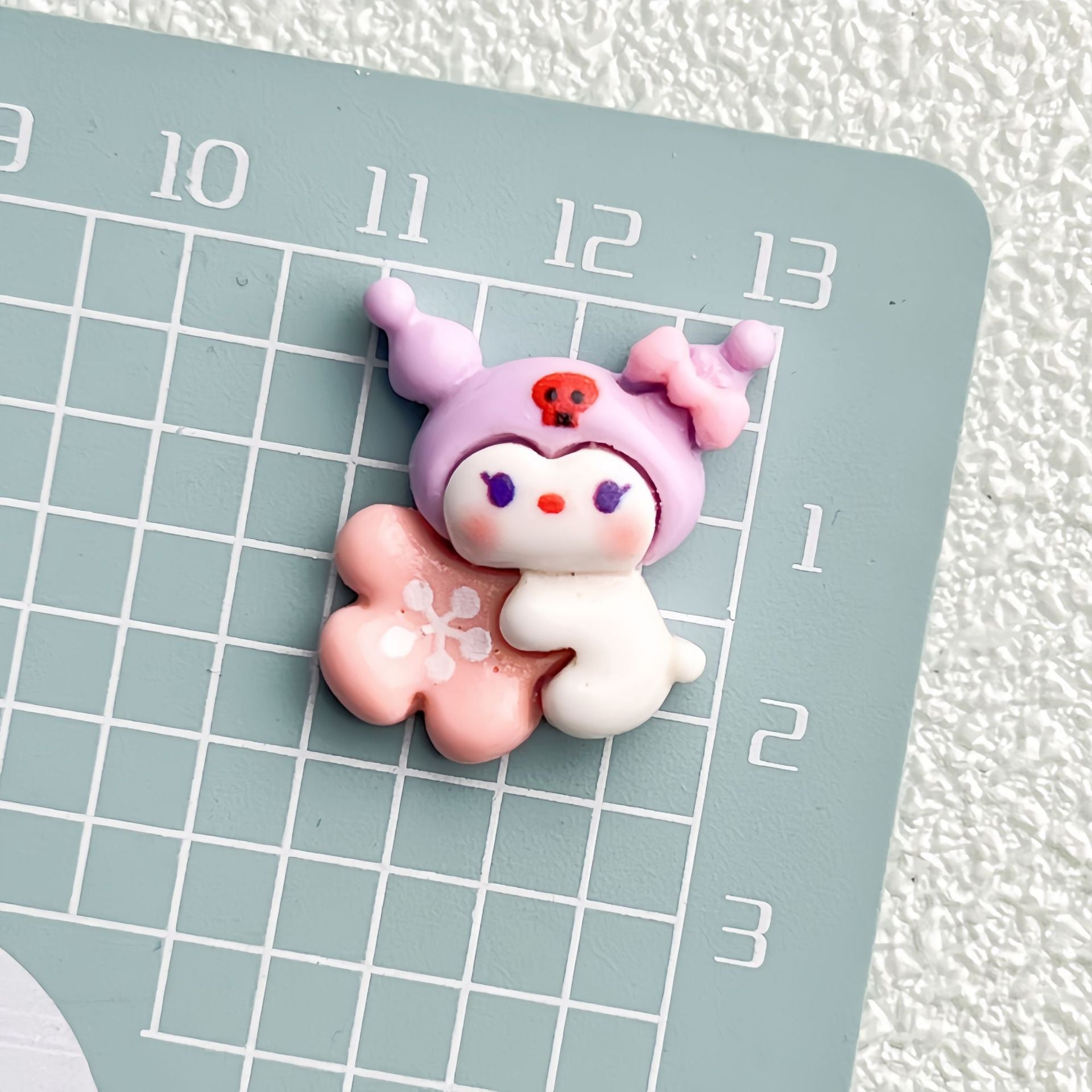 DIY Cute Sakura Sanrio Charms Accessories – Customizable Phone Case, Hairpin, Fridge Magnet & Keychain Set