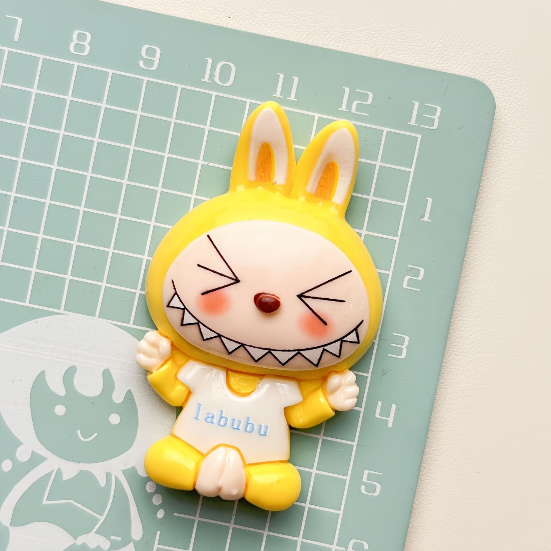 DIY  Happy Expression Charms Accessories – Customizable Phone Case, Hairpin, Fridge Magnet & Keychain Set