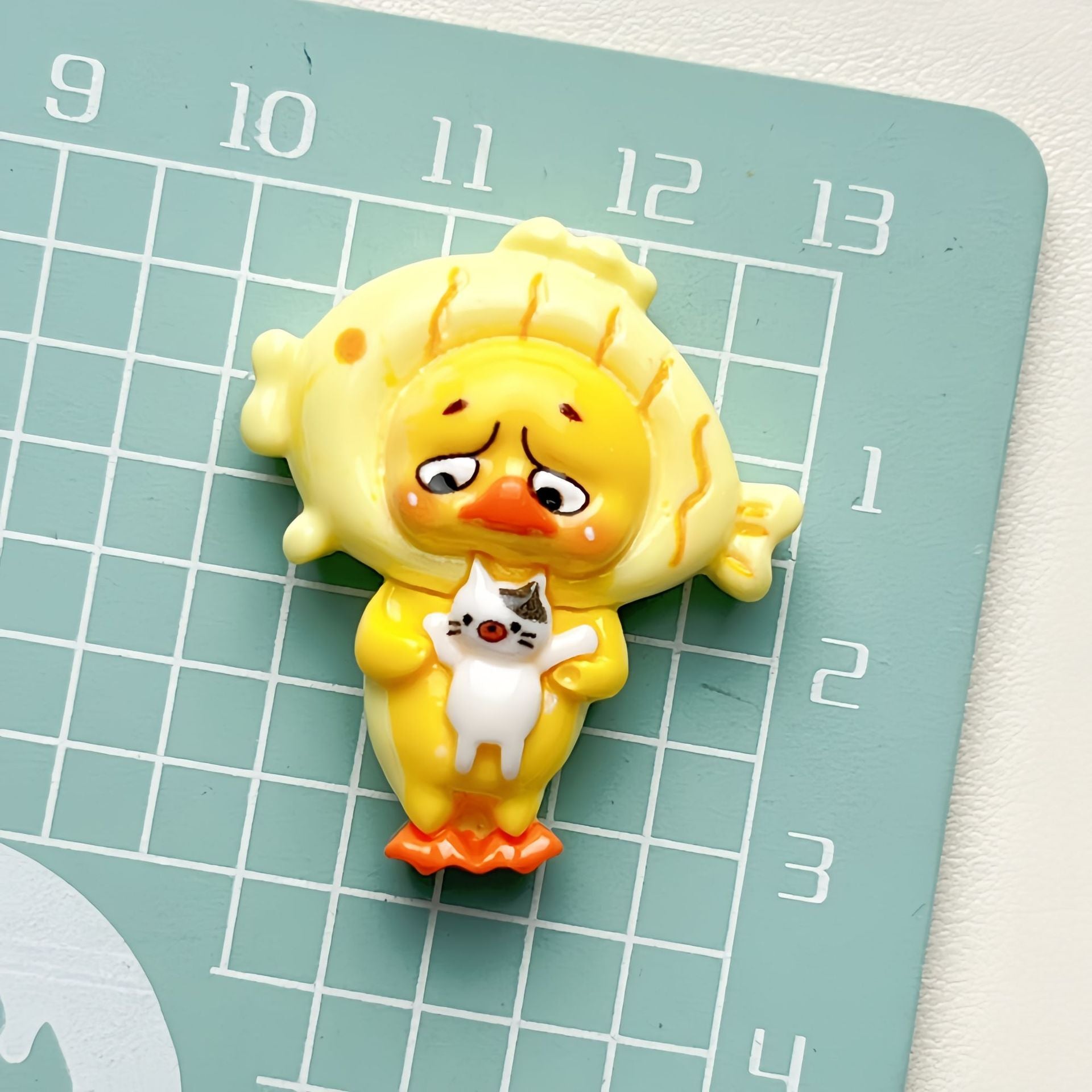 DIY Cute Duck Charms Accessories – Customizable Phone Case, Hairpin, Fridge Magnet & Keychain Set