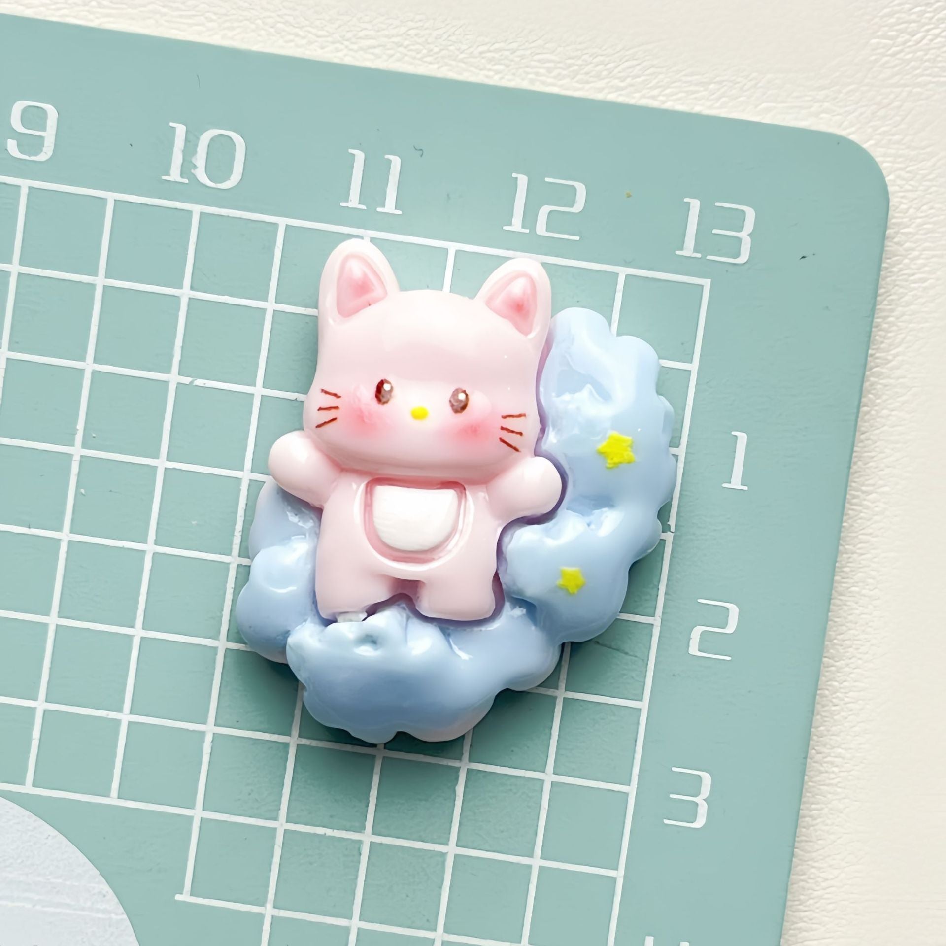 DIY Glossy Space Cat Charms Accessories – Customizable Phone Case, Hairpin, Fridge Magnet & Keychain Set