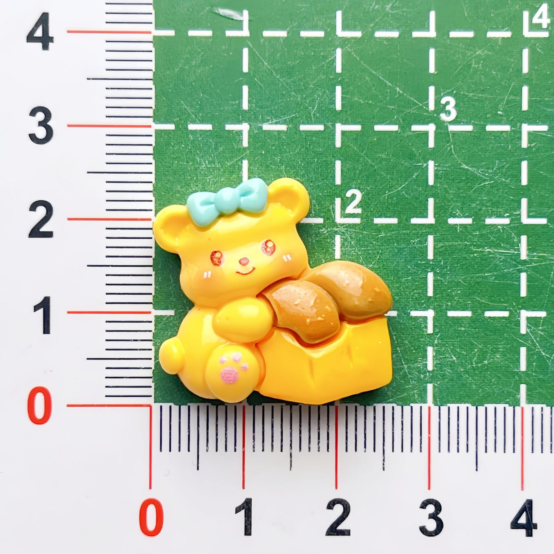 DIY Food Play Cake Bear Charms Accessories – Customizable Phone Case, Hairpin, Fridge Magnet & Keychain Set