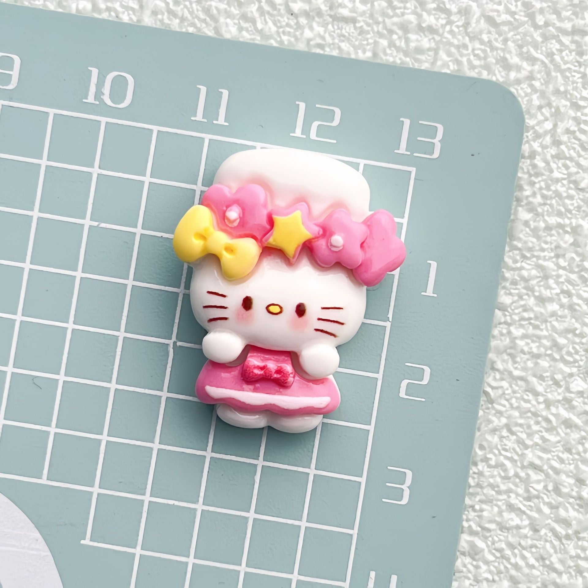 DIY Cat KT Cat  Charms Accessories – Customizable Phone Case, Hairpin, Fridge Magnet & Keychain Set