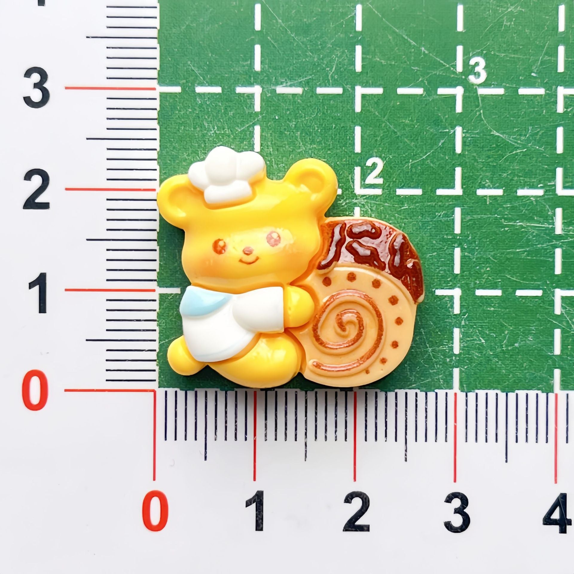 DIY Food Play Cake Bear Charms Accessories – Customizable Phone Case, Hairpin, Fridge Magnet & Keychain Set