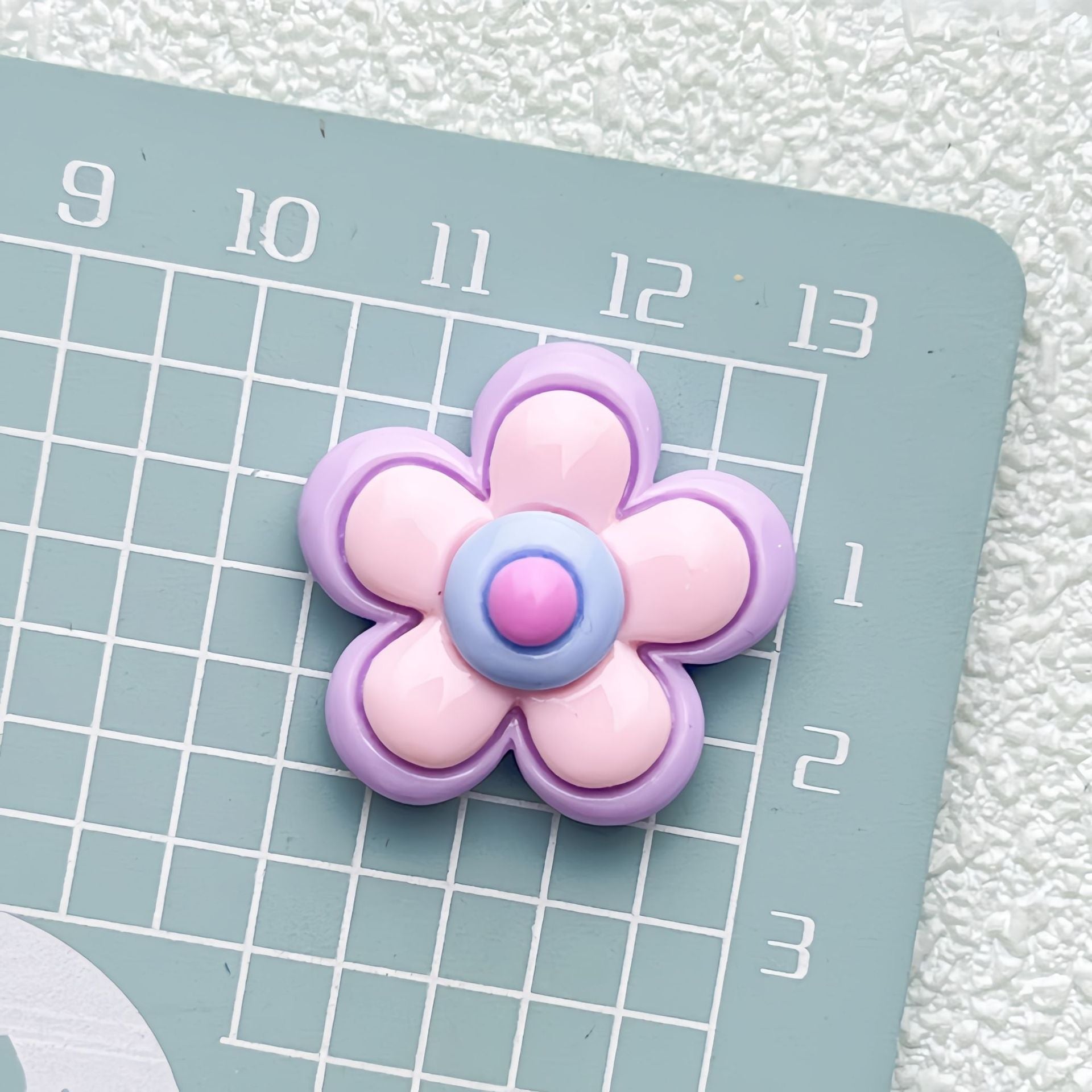 DIY Flower Charms Accessories – Customizable Phone Case, Hairpin, Fridge Magnet & Keychain Set