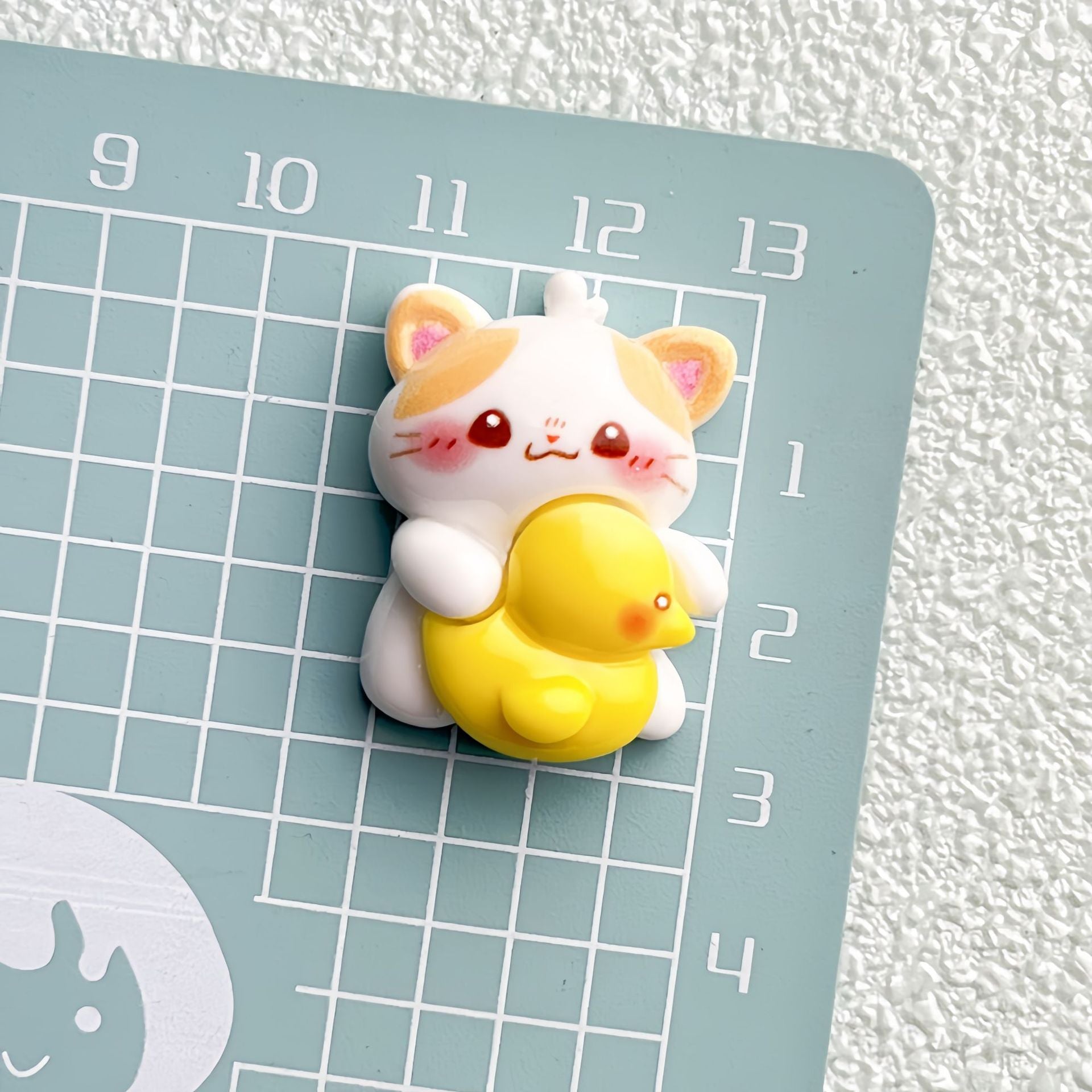 DIY Cute Little Cat Charms Accessories – Customizable Phone Case, Hairpin, Fridge Magnet & Keychain Set