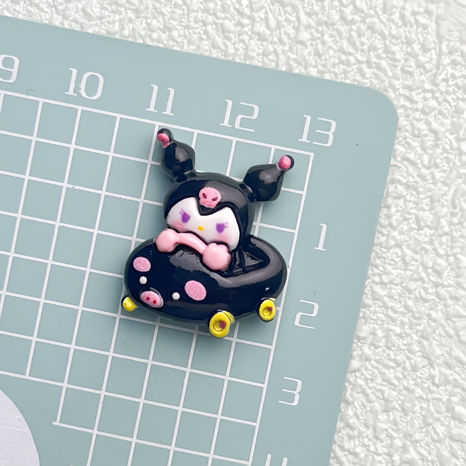 DIY Bumper Car Small Animal Charms Accessories – Customizable Phone Case, Hairpin, Fridge Magnet & Keychain Set