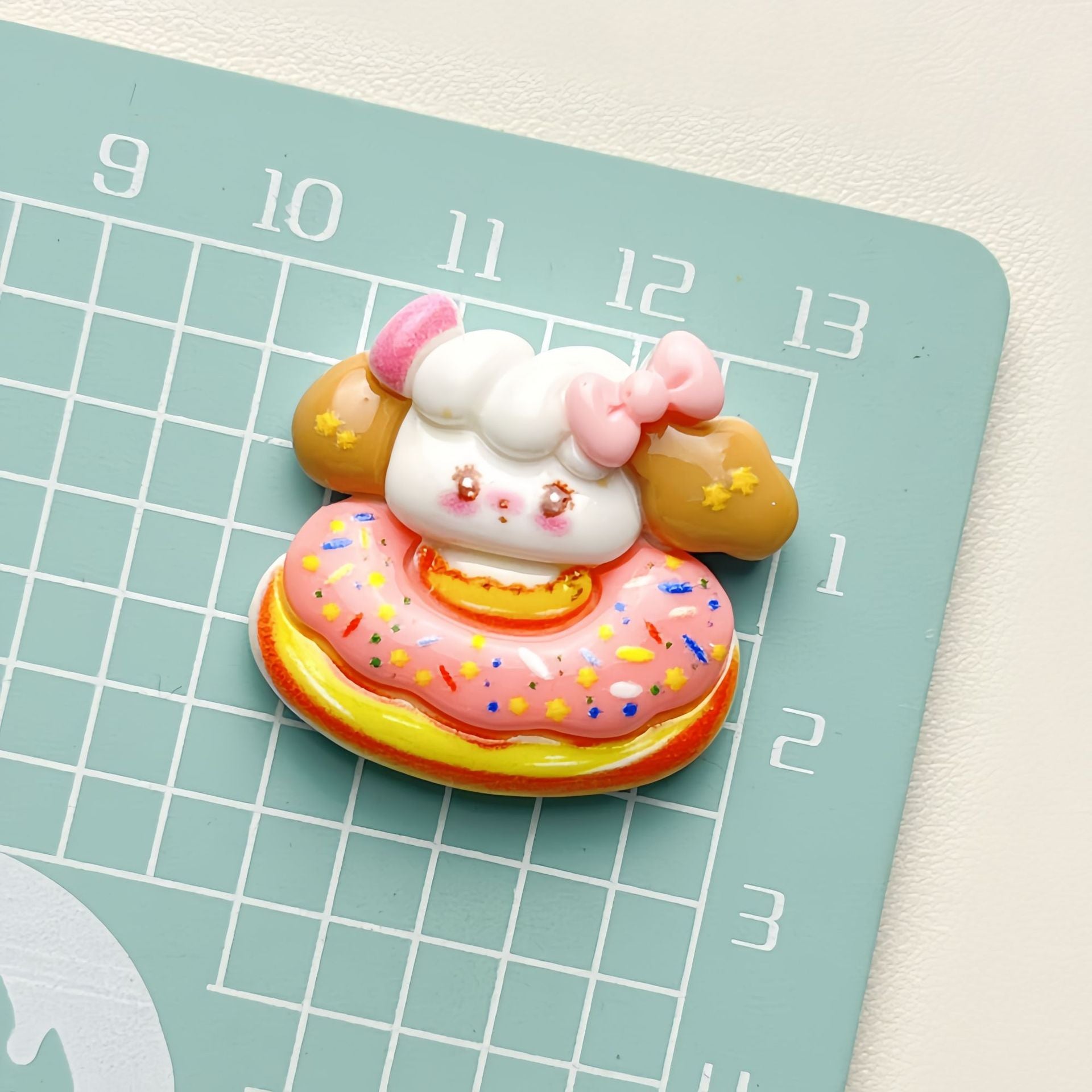 DIY Kitten Charms Accessories – Customizable Phone Case, Hairpin, Fridge Magnet & Keychain Set