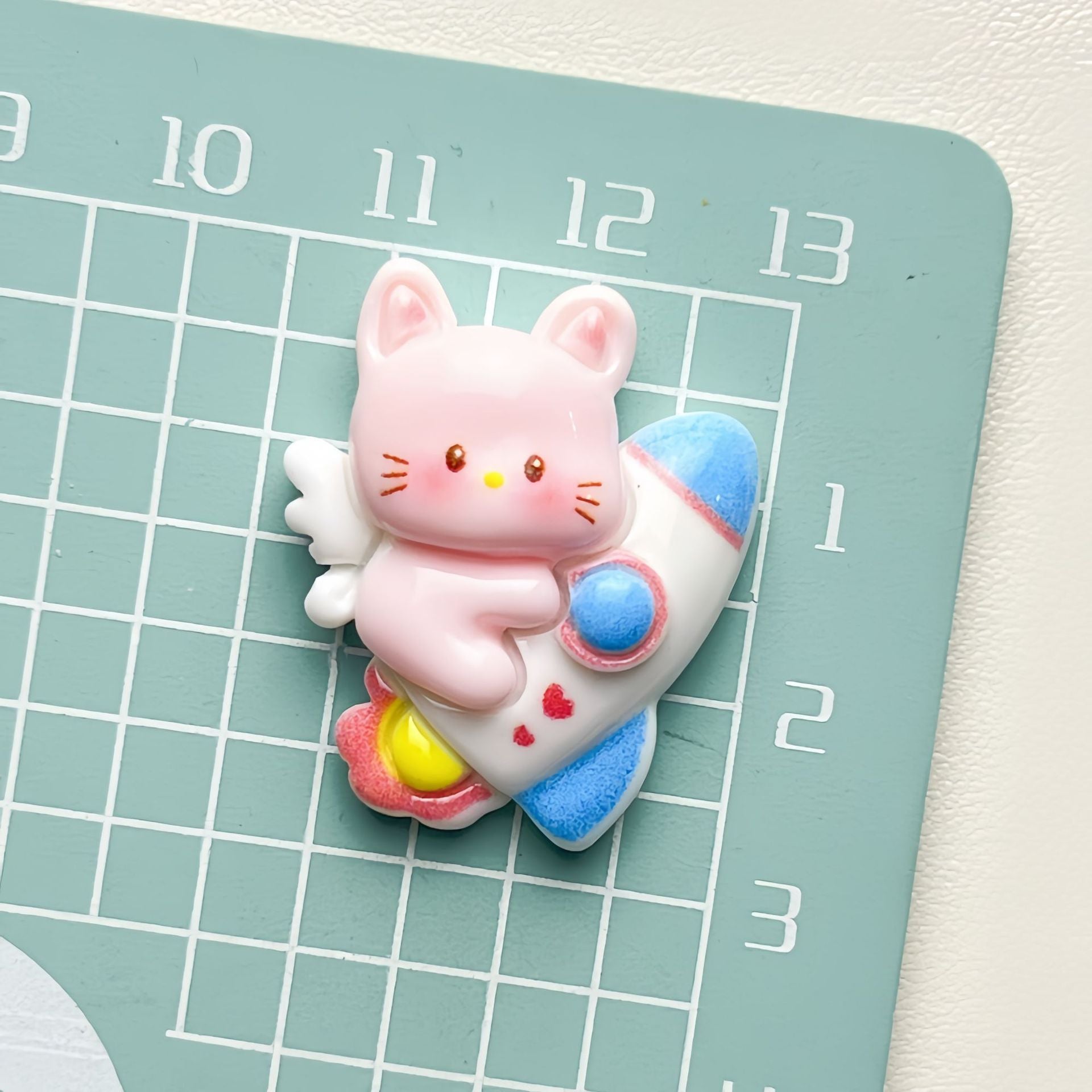 DIY Glossy Space Cat Charms Accessories – Customizable Phone Case, Hairpin, Fridge Magnet & Keychain Set