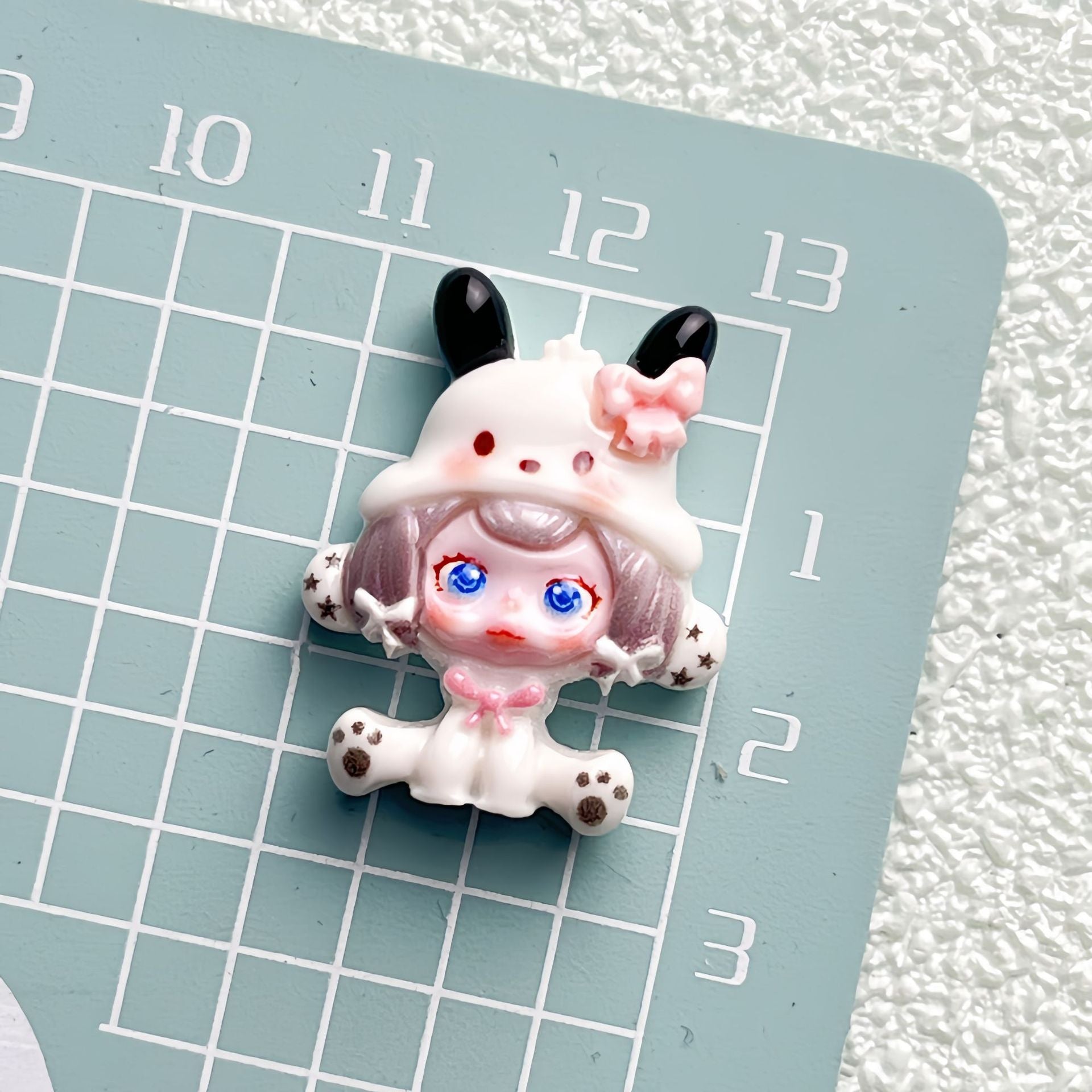DIY Cross-dressing Girl Charms Accessories – Customizable Phone Case, Hairpin, Fridge Magnet & Keychain Set