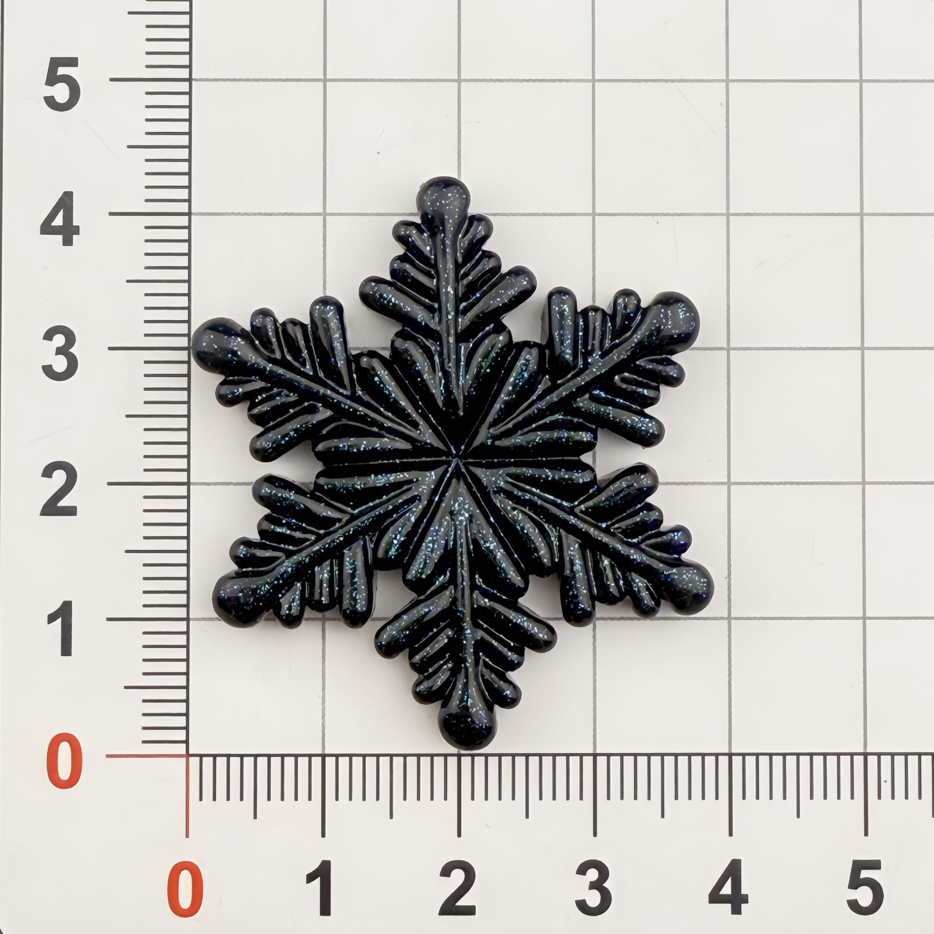DIY Multi-Color Snowflakes Charms Accessories – Customizable Phone Case, Hairpin, Fridge Magnet & Keychain Set