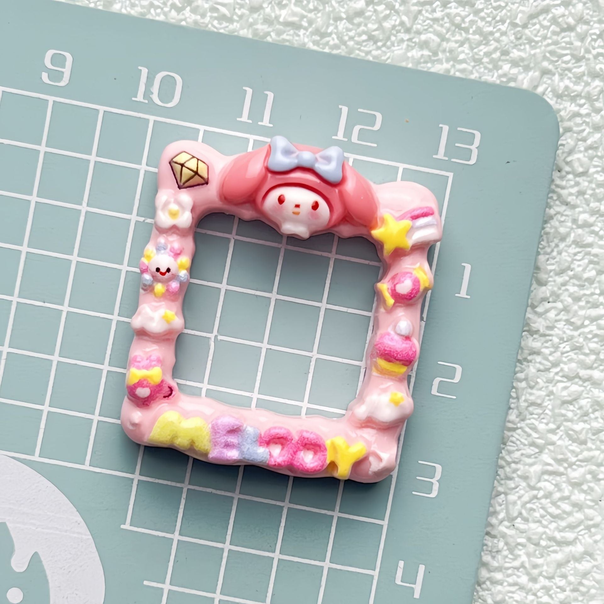 DIY Glossy Cute Sanrio Photo Frame Creative Cartoon  Charms Accessories – Customizable Phone Case, Hairpin, Fridge Magnet & Keychain Set