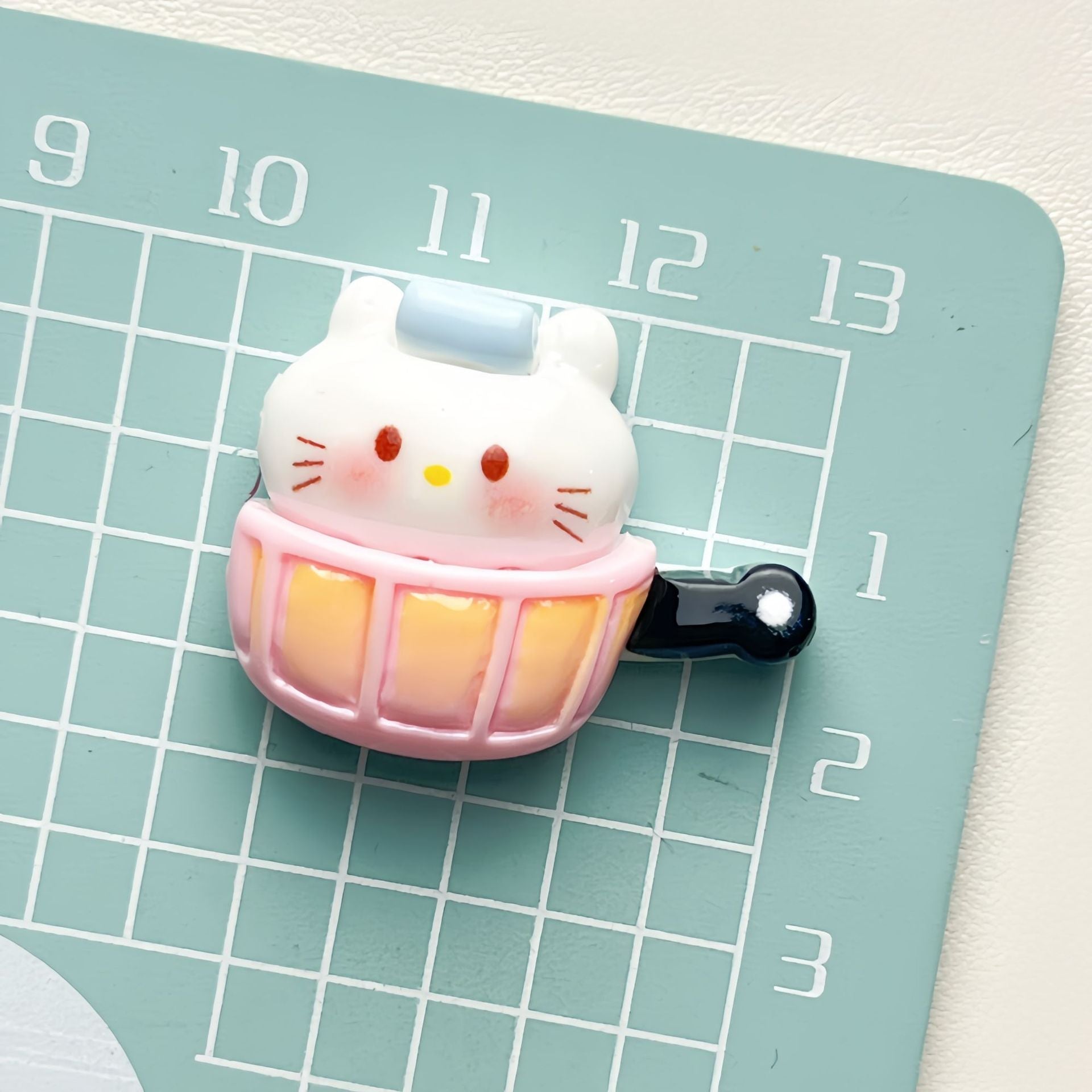 DIY Cute Kitchenware Kitten Charms Accessories – Customizable Phone Case, Hairpin, Fridge Magnet & Keychain Set