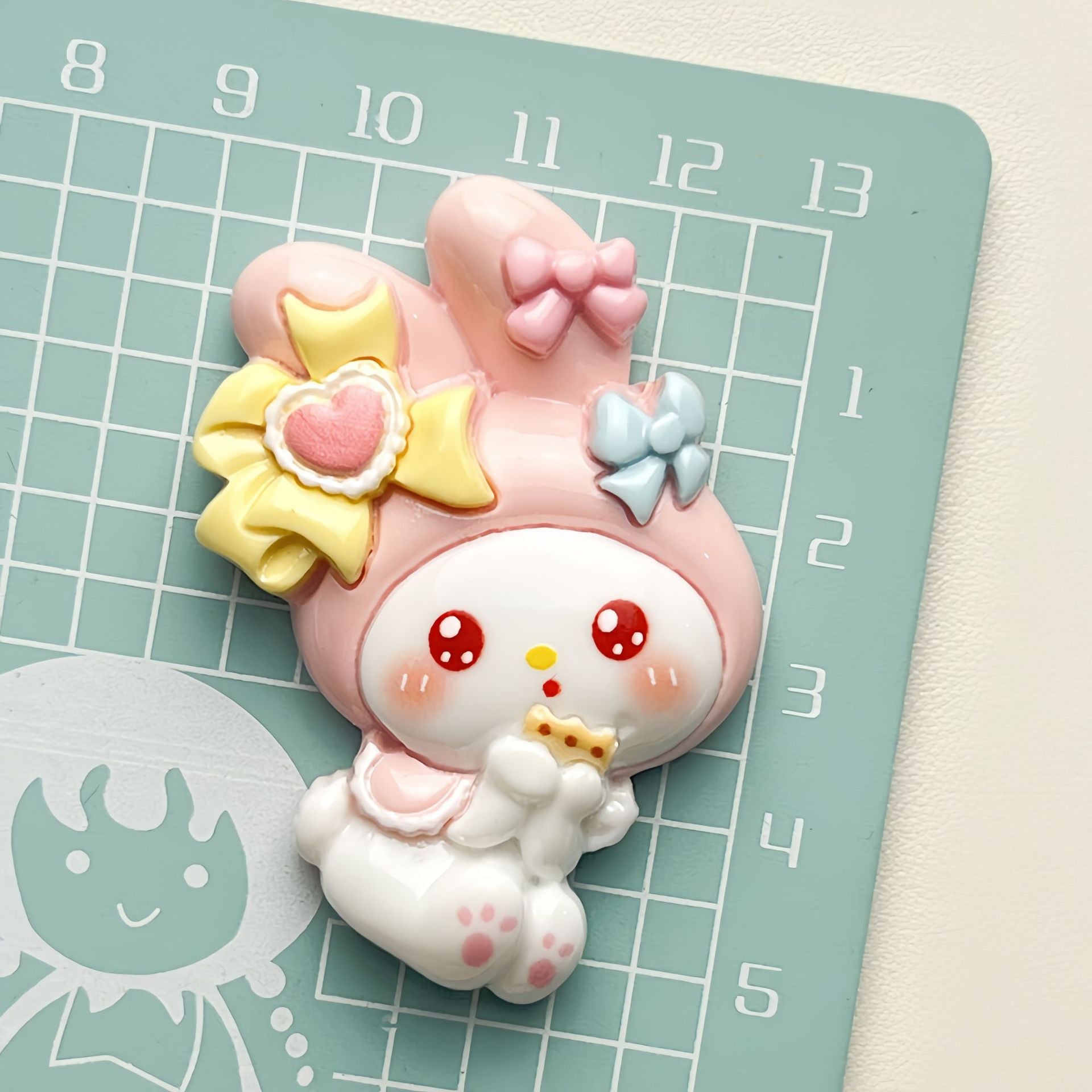 DIY Cute Cartoon Charms Accessories – Customizable Phone Case, Hairpin, Fridge Magnet & Keychain Set