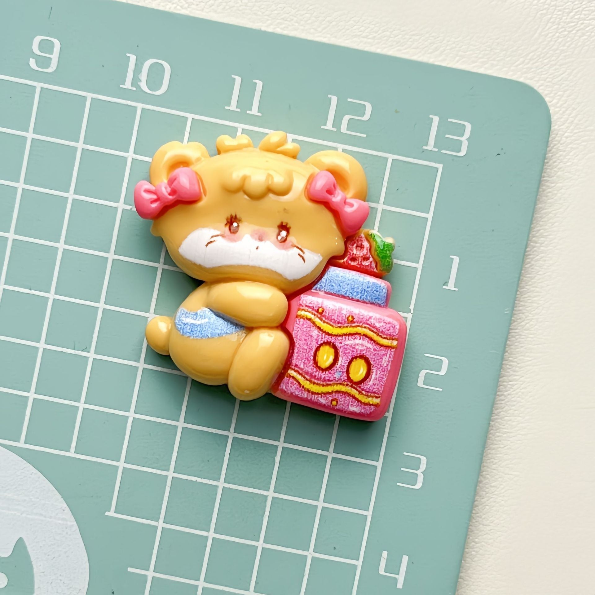 DIY Kitten Charms Accessories – Customizable Phone Case, Hairpin, Fridge Magnet & Keychain Set