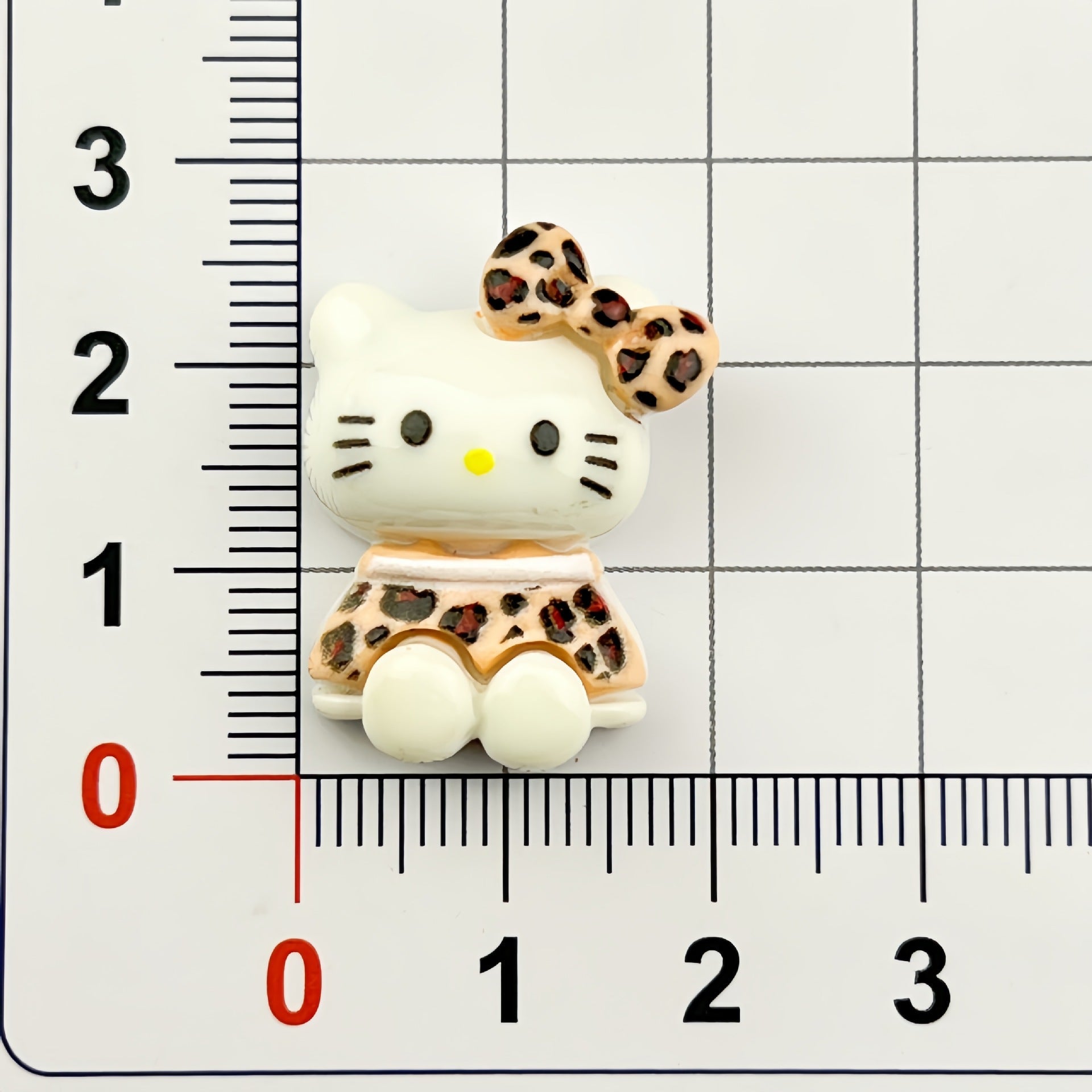 DIY  Cute Leopard Print KT Cat Charms Accessories – Customizable Phone Case, Hairpin, Fridge Magnet & Keychain Set