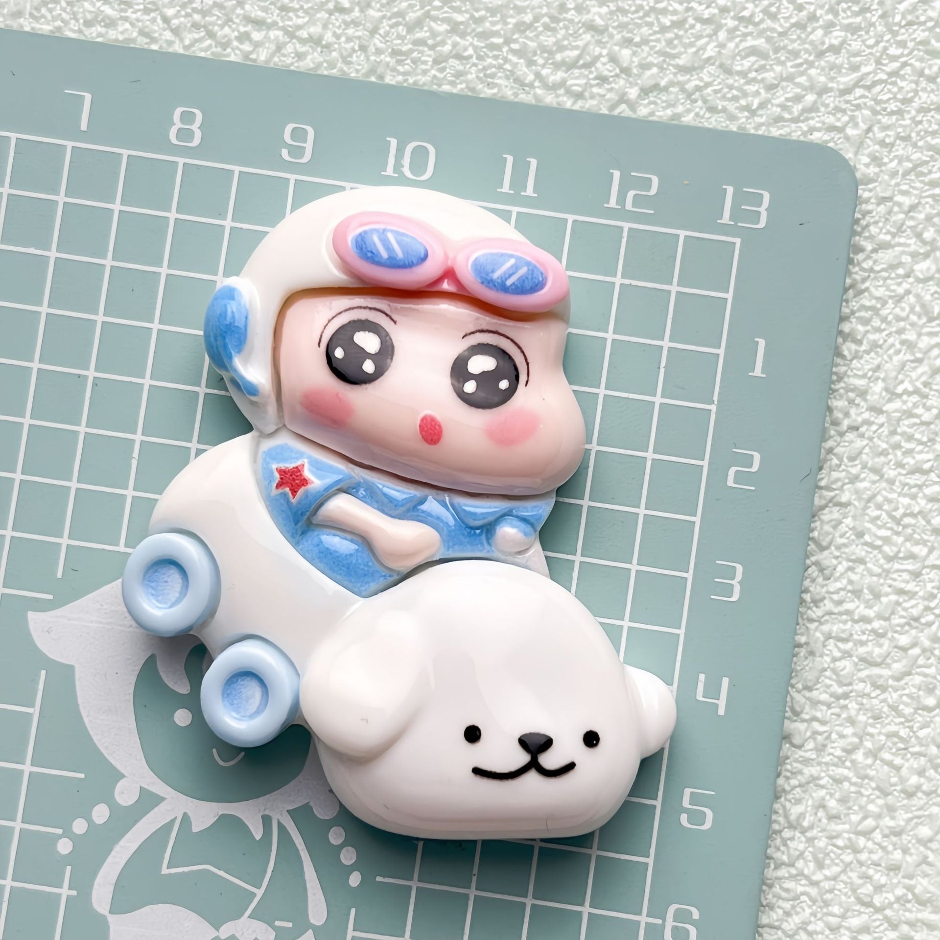 DIY Little New Charms Accessories – Customizable Phone Case, Hairpin, Fridge Magnet & Keychain Set