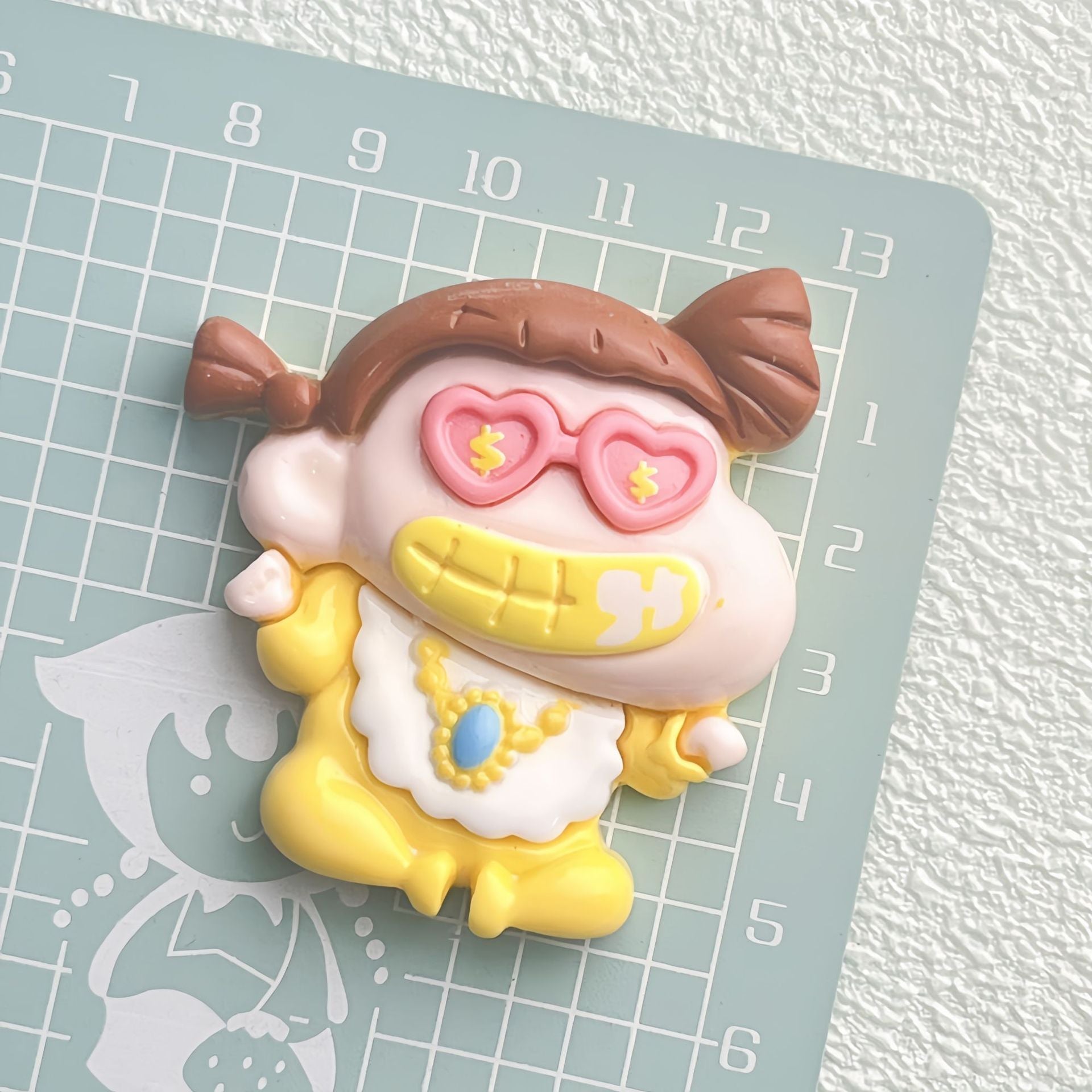 DIY Little New Charms Accessories – Customizable Phone Case, Hairpin, Fridge Magnet & Keychain Set