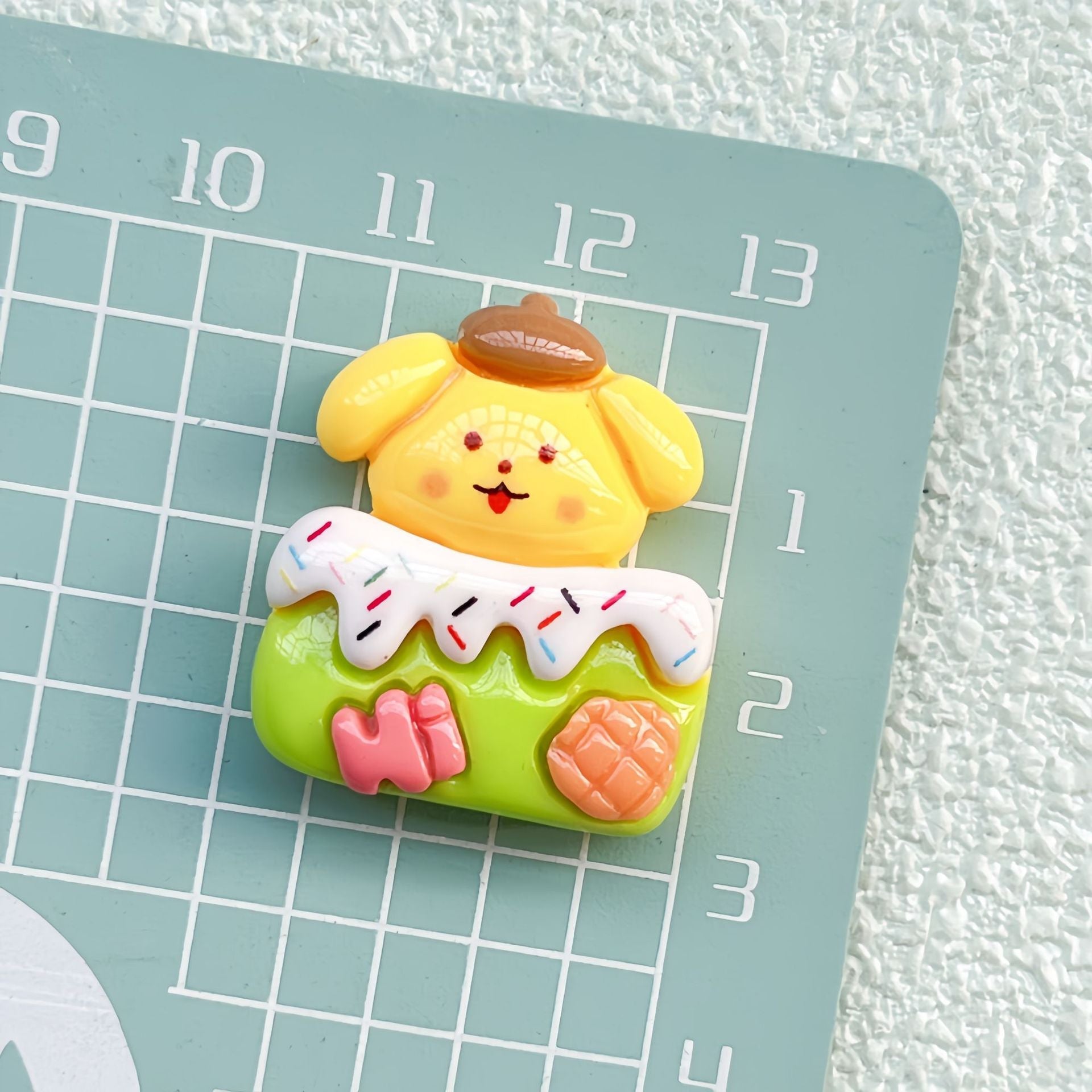 DIY Animal Cake Food Play Charms Accessories – Customizable Phone Case, Hairpin, Fridge Magnet & Keychain Set