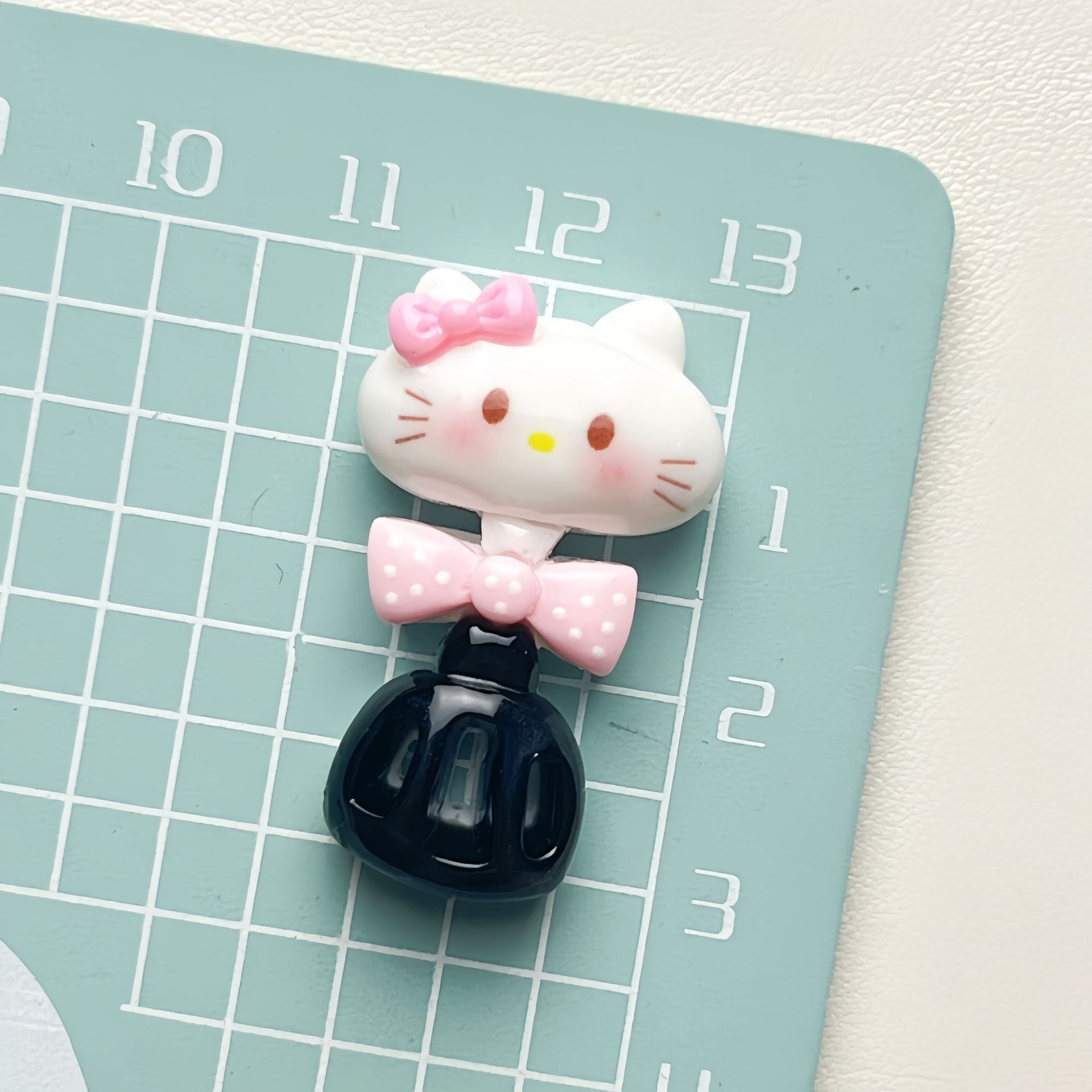 DIY Cute Kitchenware Kitten Charms Accessories – Customizable Phone Case, Hairpin, Fridge Magnet & Keychain Set